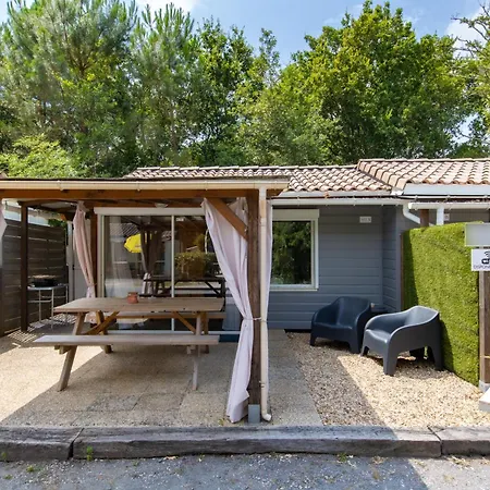 A Village Daire Gujan-Mestras